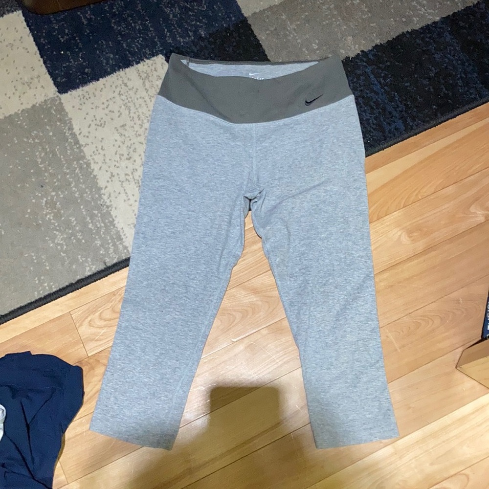Nike dri fit leggings